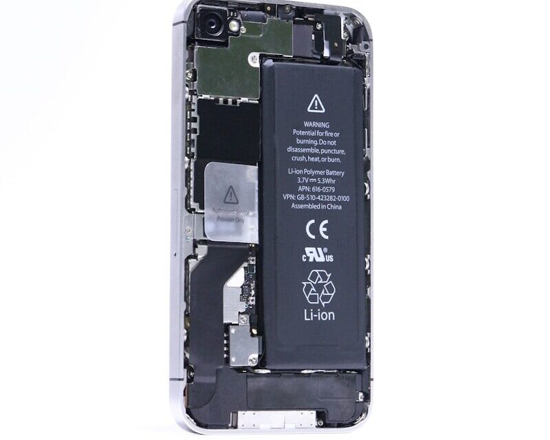 Co zrobić, gdy bateria w telefonie szybko się rozładowuje? Skuteczne porady.