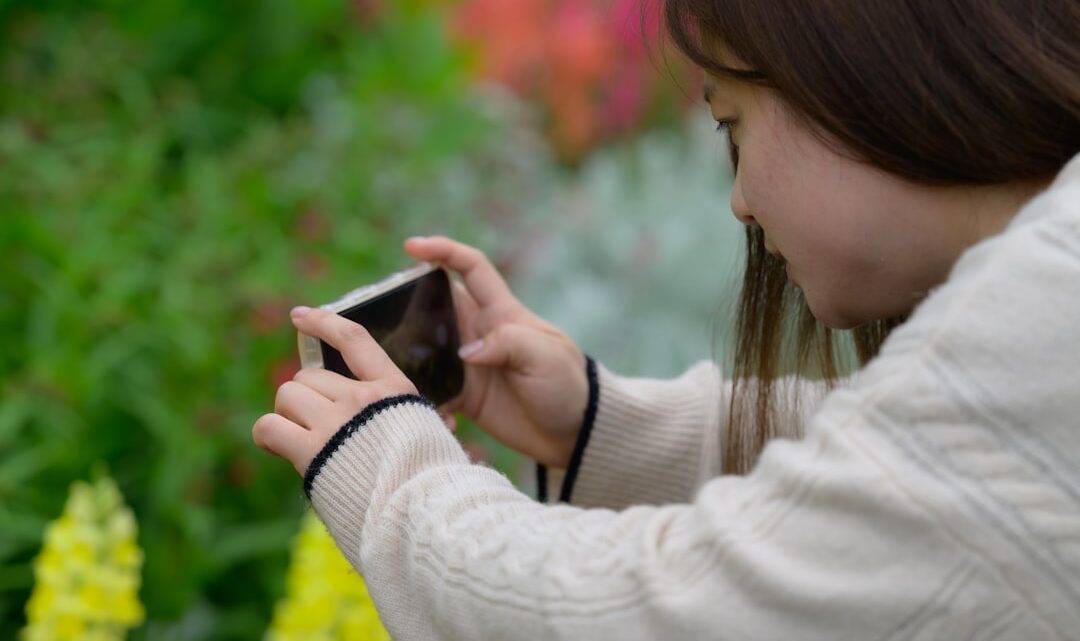 Jak robić lepsze zdjęcia telefonem? Porady i triki z wykorzystaniem AI (Android i iOS)