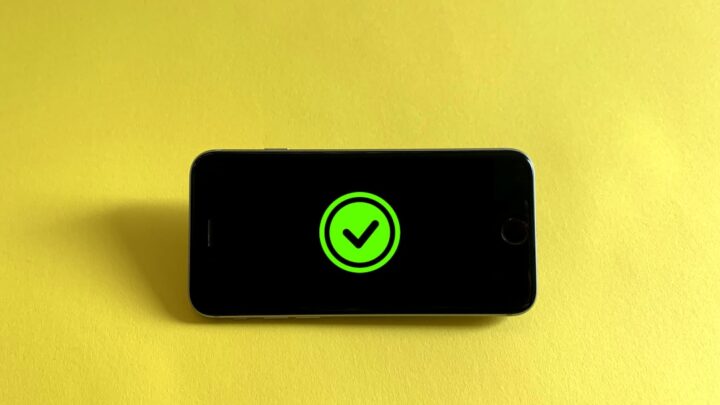 Jak wybrać i skonfigurować VPN na telefonie? Ochrona prywatności i bezpieczeństwo w sieci mobilnej