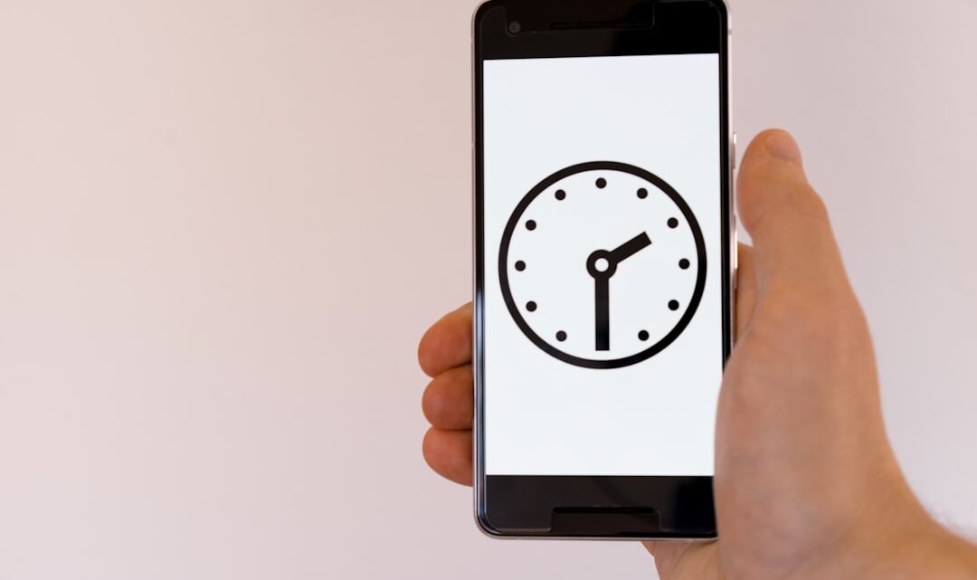 Aktualizacje systemu Android i iOS: Dlaczego są ważne i jak bezpiecznie aktualizować smartfon?