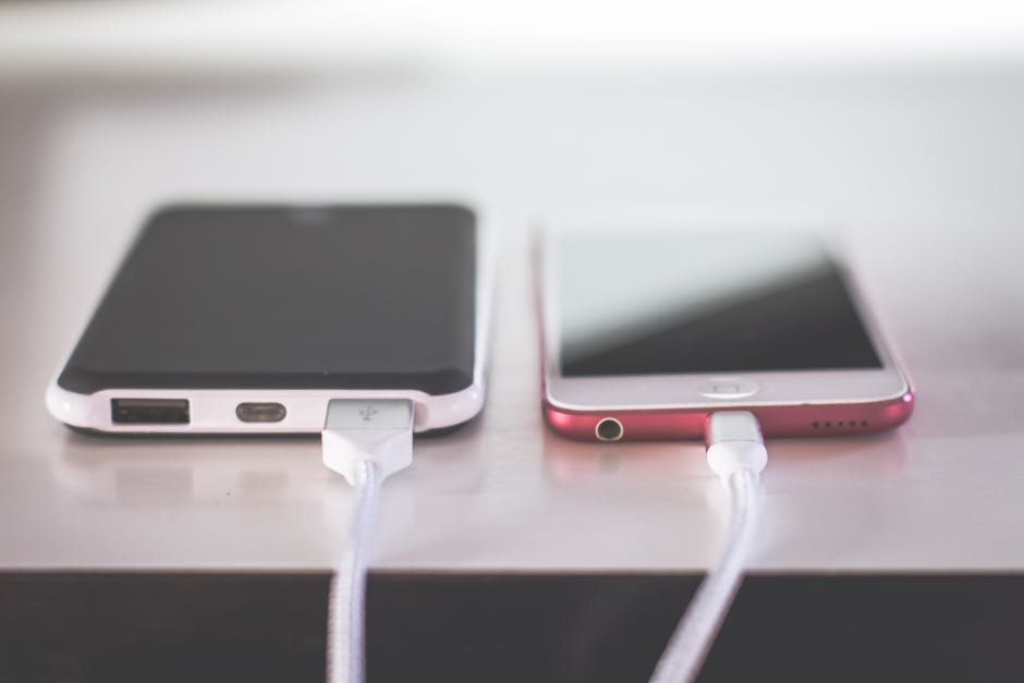 Podstawowe błędy i pułapki podczas ładowania telefonu: Czego unikać, aby nie zniszczyć baterii i telefonu?