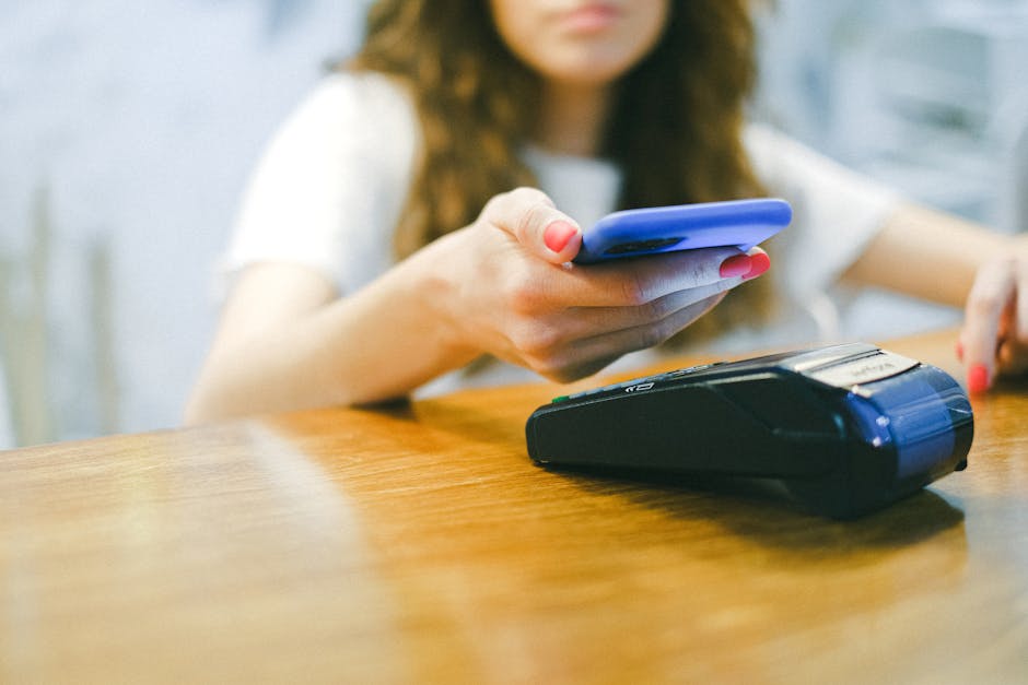 Alternatywne metody płatności mobilnych w Polsce: BLIK, QR kody i aplikacje bankowe – jak płacić bez NFC (Android i iOS)?