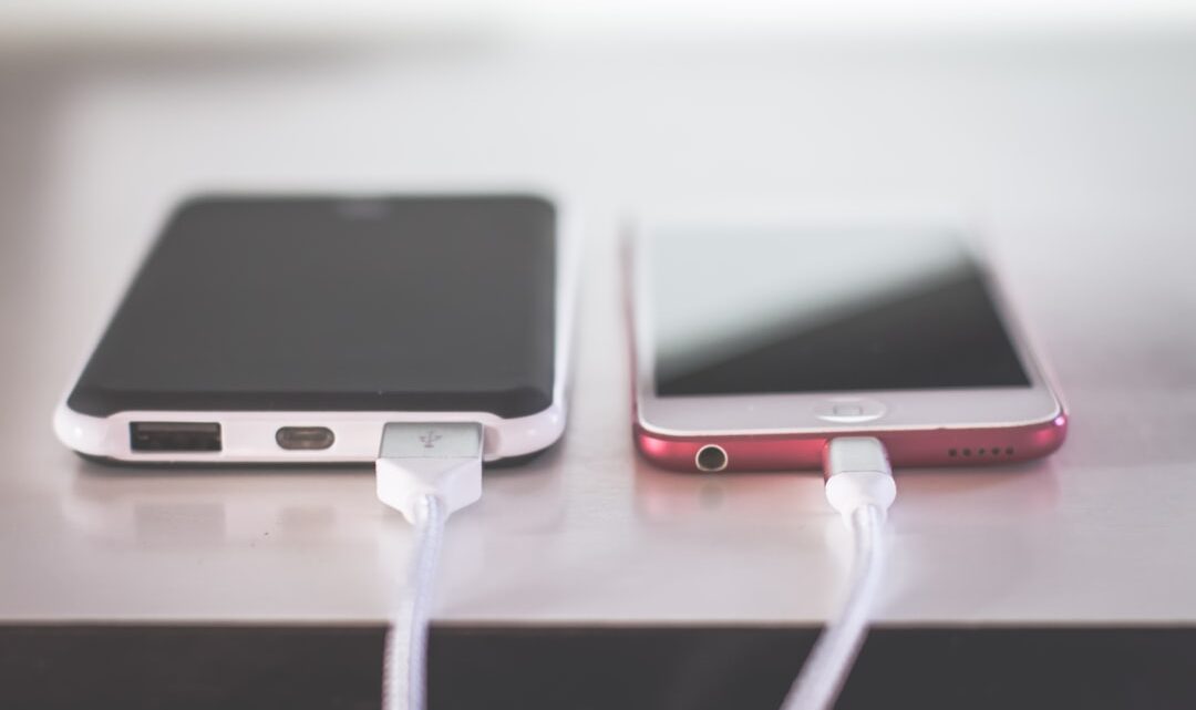 Diagnostyka i rozwiązanie problemów z przegrzewaniem się smartfona podczas ładowania: Co robić, gdy telefon jest gorący? (Kategorie: Problemy, Bateria, Ładowarki, Poradniki)