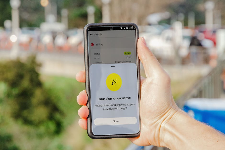 Jak monitorować zużycie danych mobilnych na roamingu i unikać wysokich opłat? Poradnik dla podróżujących z Androidem i iOS.