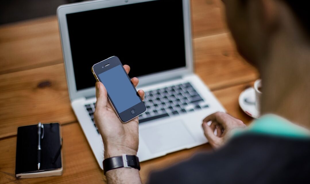 Smartfon jako bezprzewodowy pilot do komputera PC/Mac: Sterowanie myszką, klawiaturą i prezentacjami z poziomu telefonu (Android i iOS) Smartfon jako bezprzewodowy pilot do komputera PC/Mac: Sterowanie myszką, klawiaturą i prezentacjami z poziomu telefonu (Android i iOS)