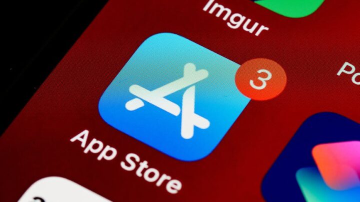 Zaawansowane zarządzanie powiadomieniami w iOS: Tworzenie niestandardowych alertów i automatyzacji dla skupienia.