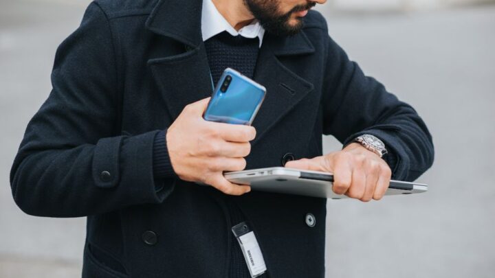 Jak sprawdzić autentyczność smartfona przed zakupem (nowego i używanego): Weryfikacja IMEI, numeru seryjnego, systemu i ukryte testy diagnostyczne (Android i iOS)?
