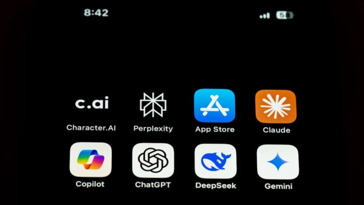 Sztuczna inteligencja w personalizacji interfejsu smartfona: Jak AI dostosowuje system do Twoich nawyków i potrzeb (Android i iOS)?